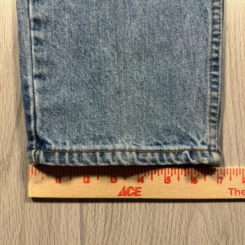 Vtg 90s Levi’s 550 Relaxed Taper Jeans Mens34x30 (fits 32x30) Made in USA Light